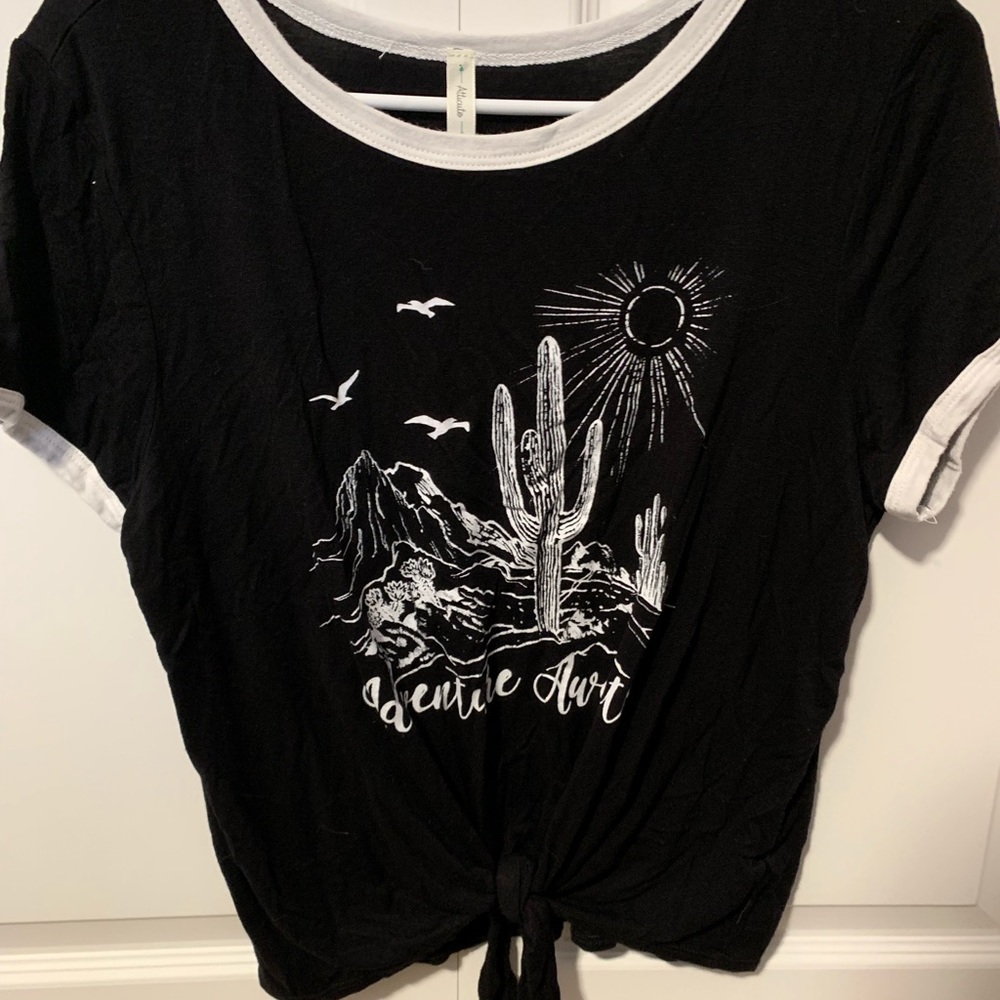 Black tee